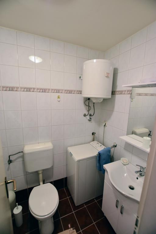 Apartments Dobranic Цриквеница Экстерьер фото